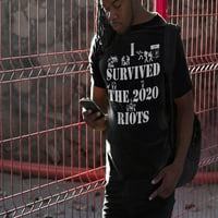 Бостон-Ја Преживеав маицата За Немири